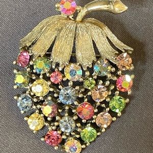 Rare rainbow Lisner Strawberry brooch pin